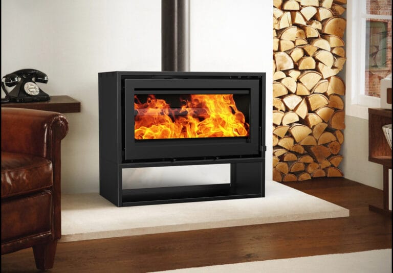 Hyper Fires - 15 kW - sentinel ottawa marvic 950 freestanding on log stand 13 Hyper Fires - - sentinel ottawa marvic 950 freestanding on log stand - Marvic 950 Single Sided on log stand in situ - Product